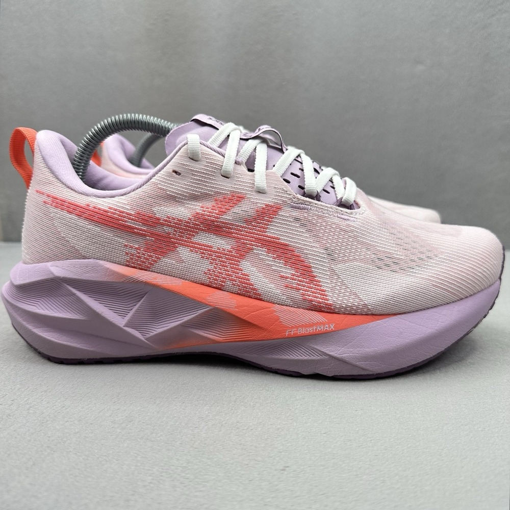 Womens Size 9.5 ASICS NOVABLAST 5 Shoes White / Coral Reef Running Sneakers